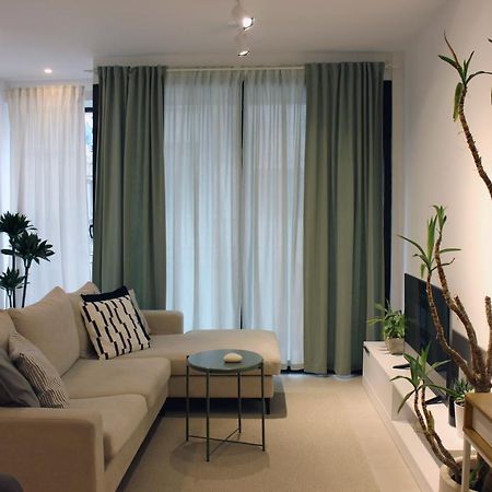 Collective Urban Villa In ティラナ エクステリア 写真