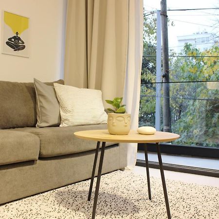 Collective Urban Villa In ティラナ エクステリア 写真