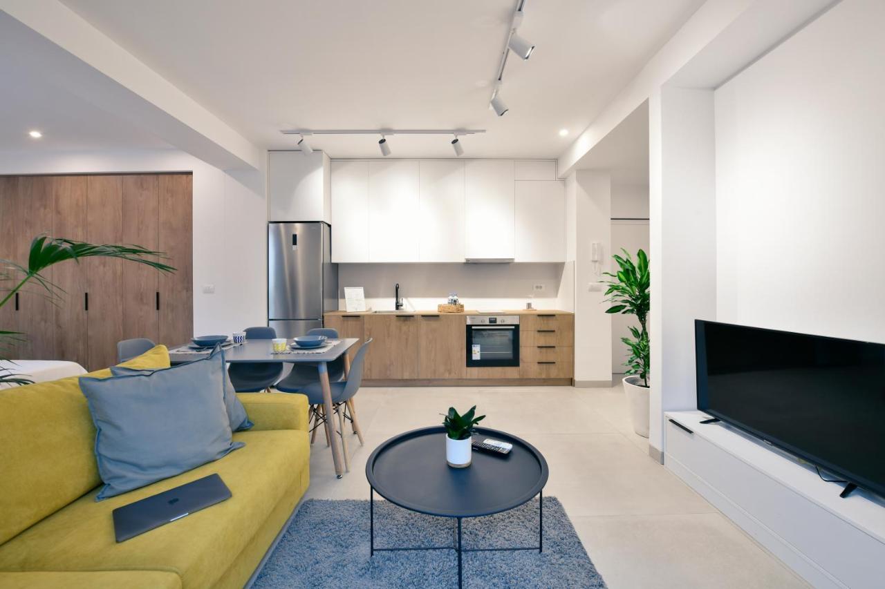 Collective Urban Villa In ティラナ エクステリア 写真