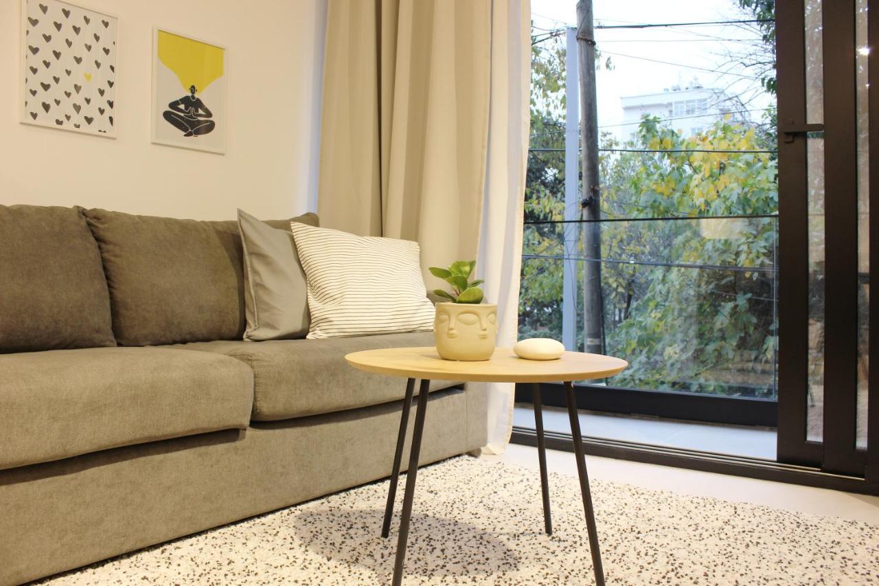 Collective Urban Villa In ティラナ エクステリア 写真