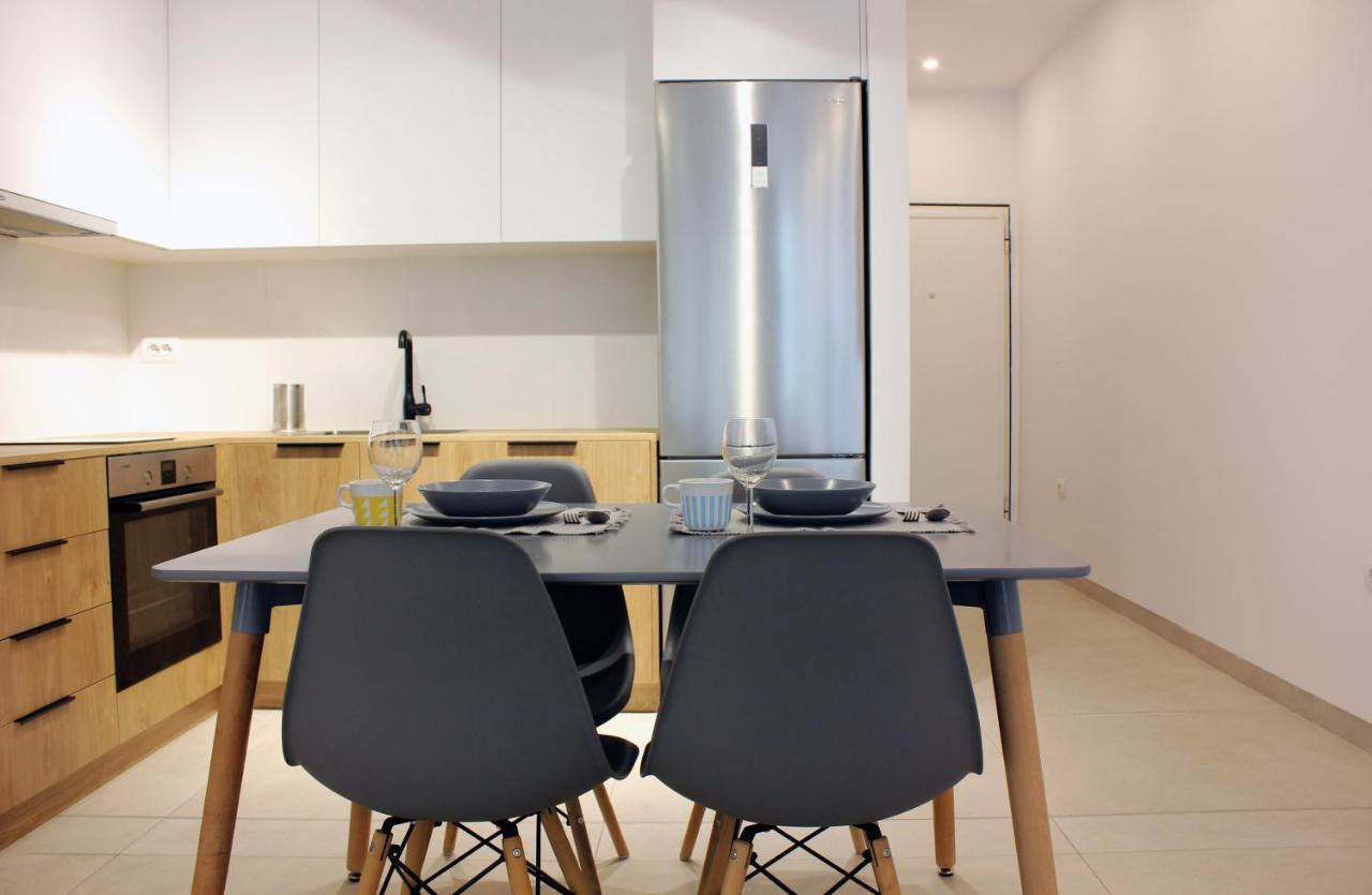 Collective Urban Villa In ティラナ エクステリア 写真